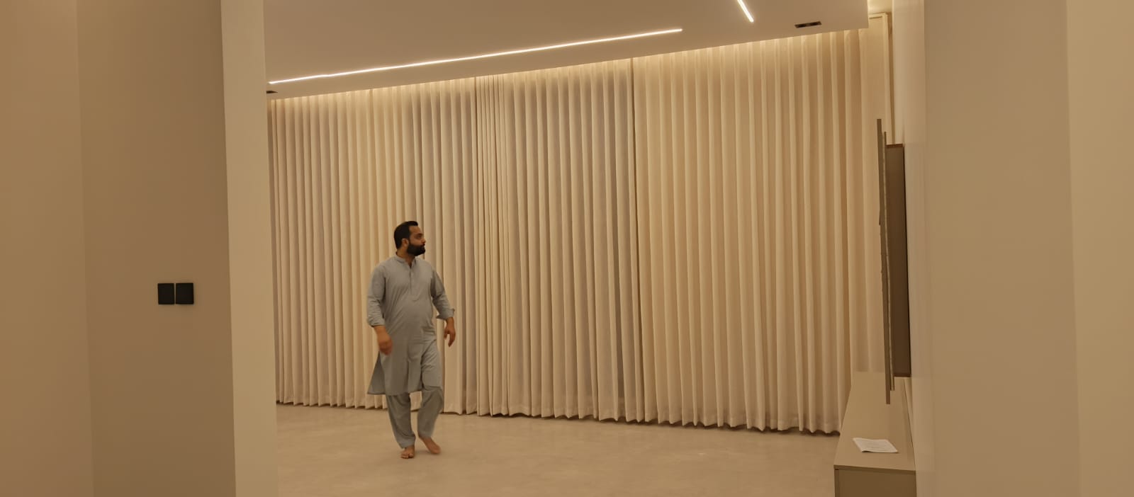 Wave curtain installation Riyadh project 5