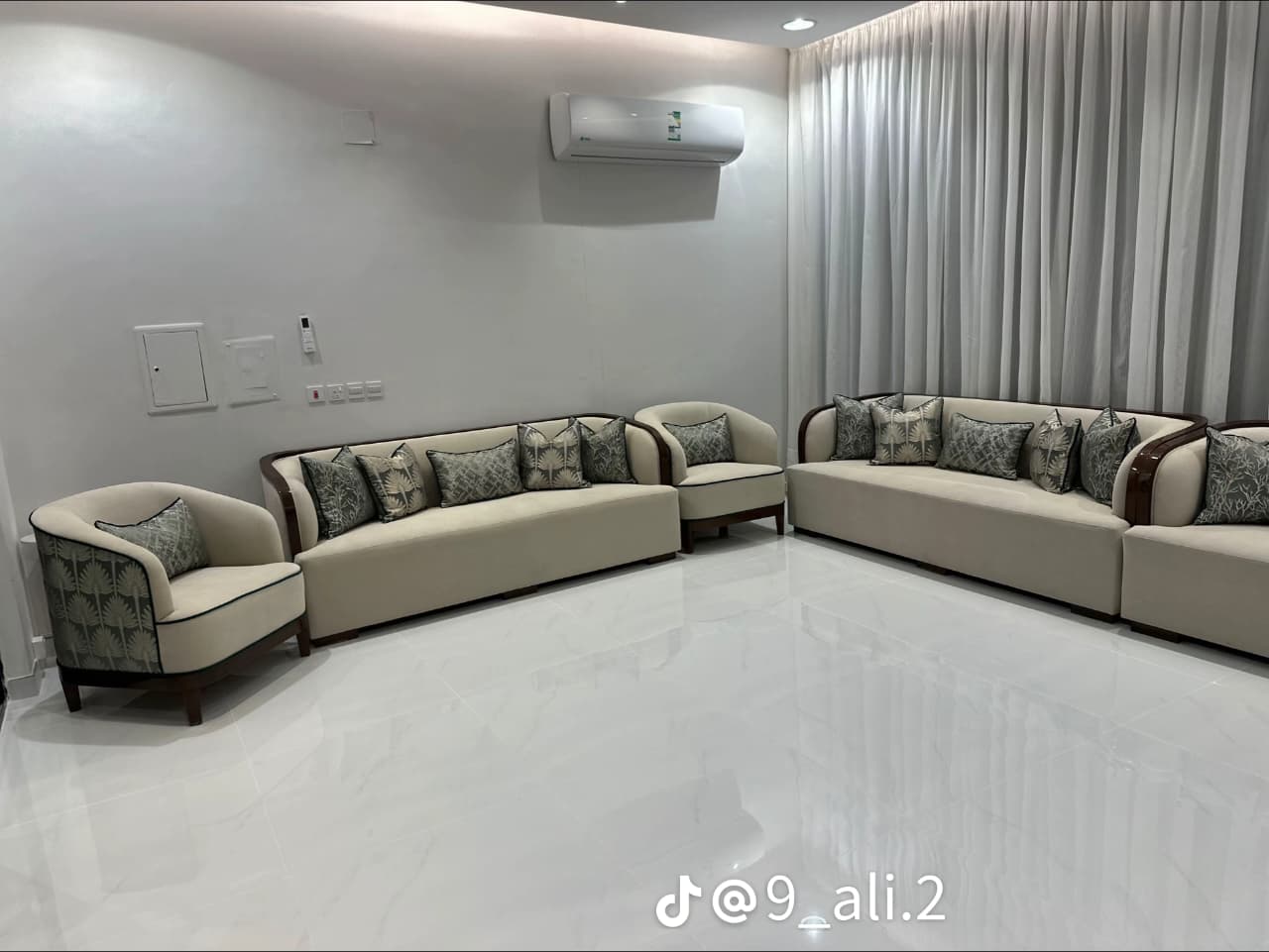 Arabic majlis project Riyadh 1