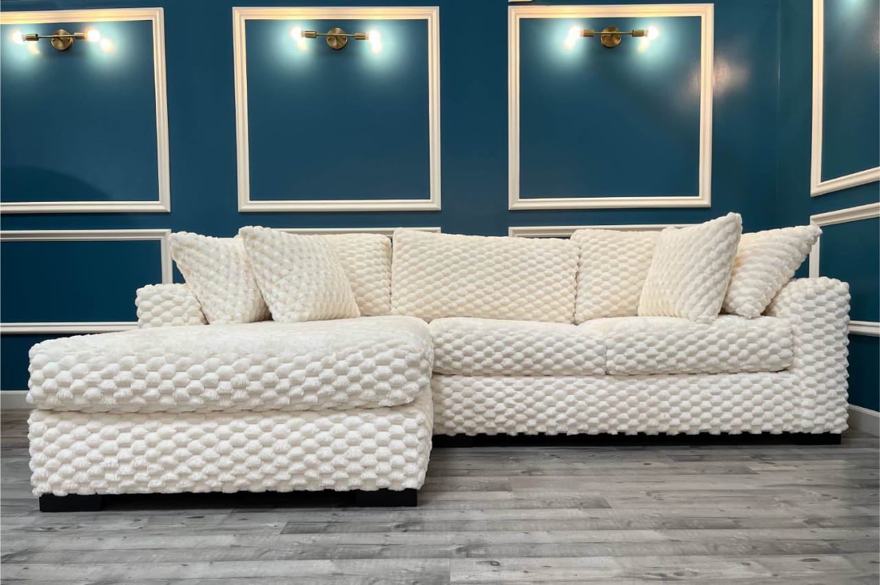 Finished Arabic majlis upholstery in Riyadh